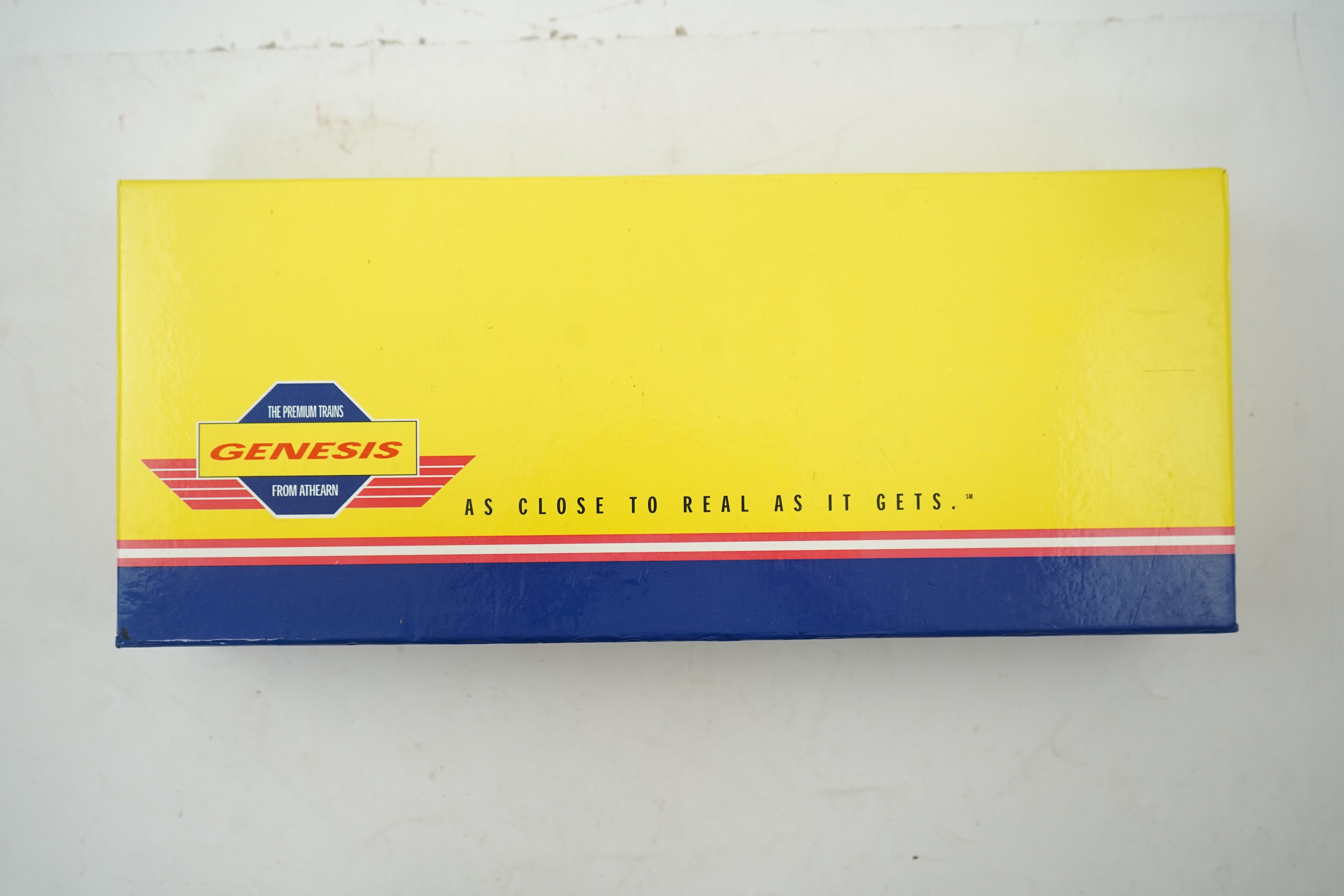 A boxed HO gauge Genesis model of USRA 2-8-2 Light Mikado locomotive, 4762, with bogie tender, powered for two rail operation.